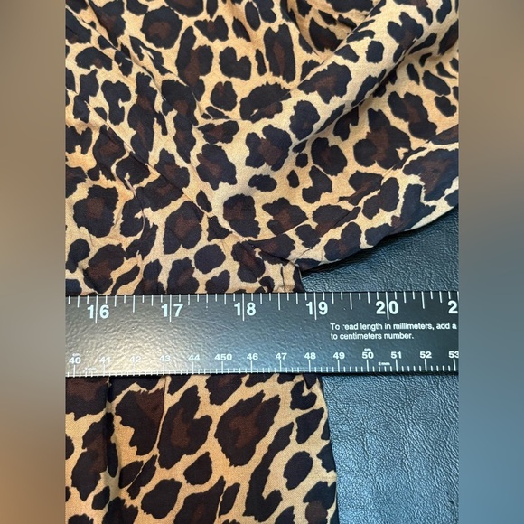 Crown & Ivy Brown Black Peter Pan Collar Blouse NWT size Small - Picture 8 of 10